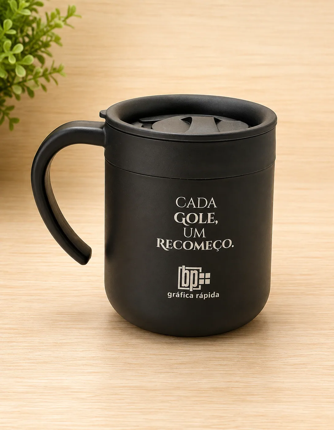 Caneca térmica Moka preta personalizada com gravação